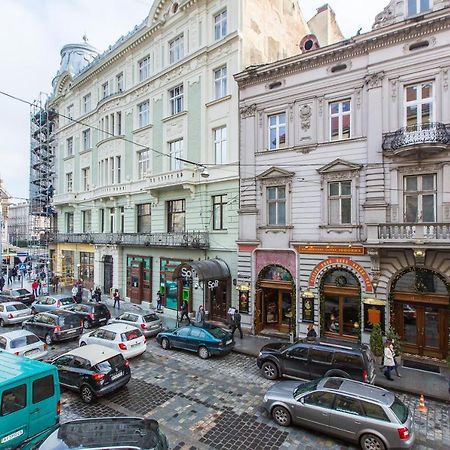 Біля Вокзалу Квартира Подобово По Вулиці Коротка 11 Сучасна Після Ремонту Lviv Exterior photo